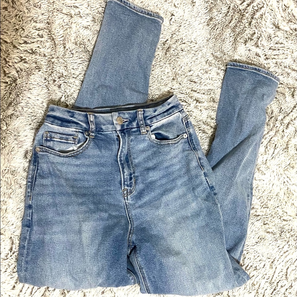 American Eagle mom jeans